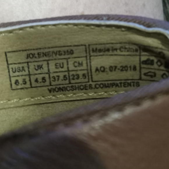 Vionic Jolene Leather Ankle Bootie size 6.5 Brown with Black toe and heel. FF208 - Picture 3 of 8